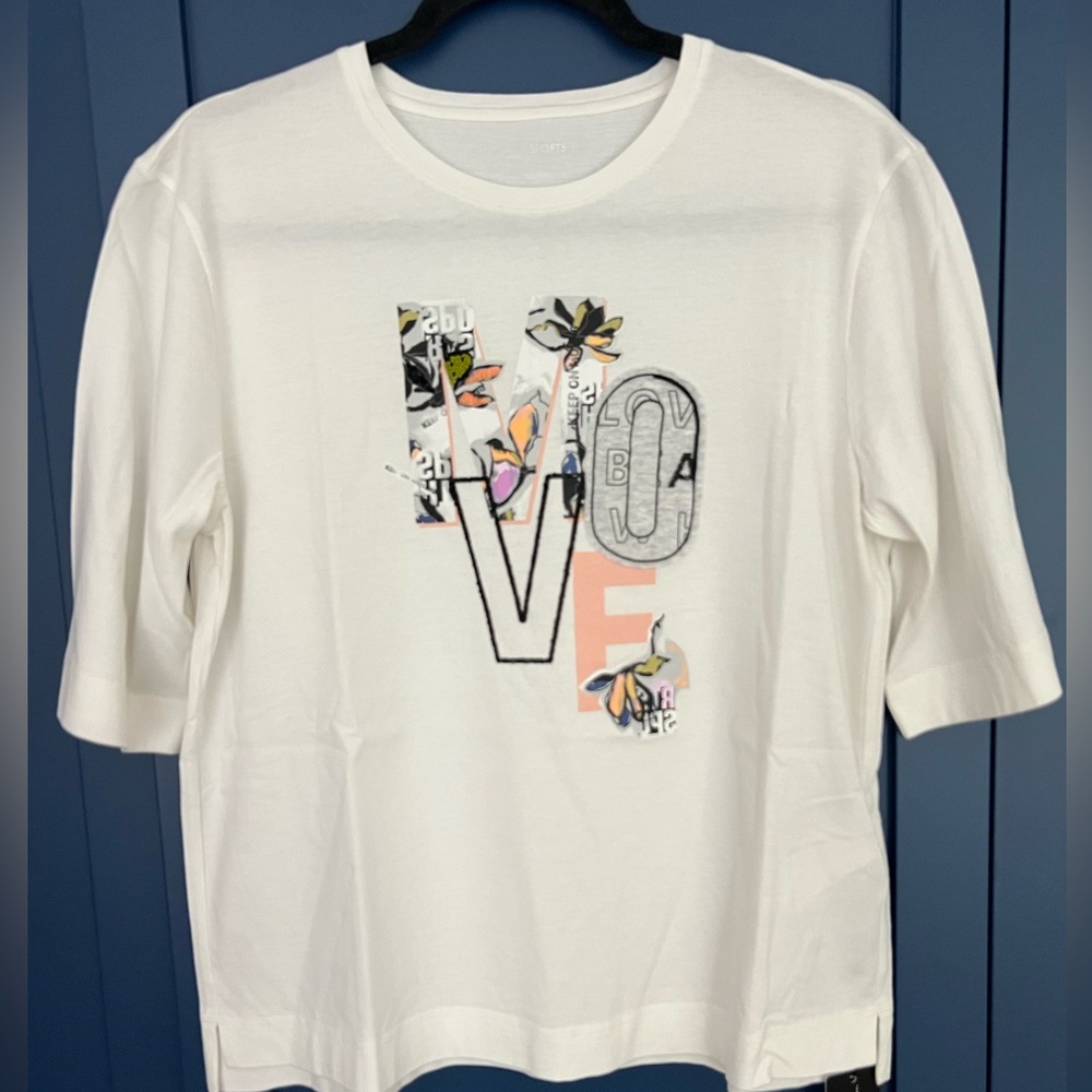 Marc Cain Sports White Graphic T-Shirt with LOVE Design. Size 6